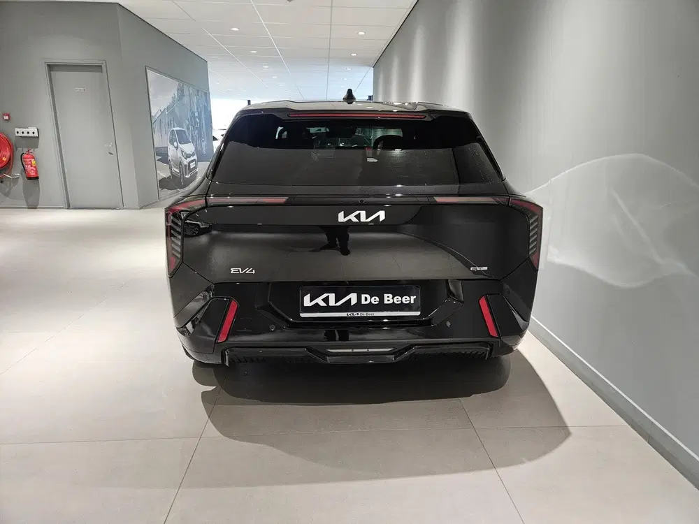 Kia EV4 81 uit 2026, foto 10