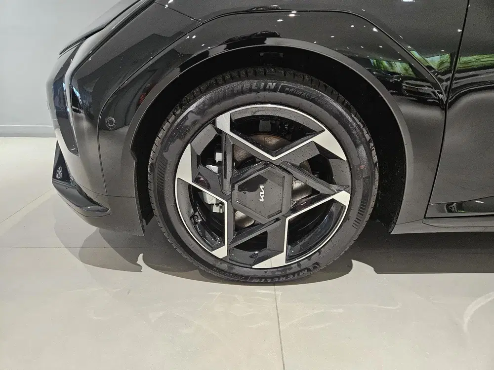 Kia EV4 81 uit 2026, foto 11