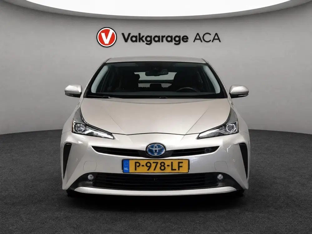 Toyota Prius 1.8 Dynamic uit 2019, foto 2