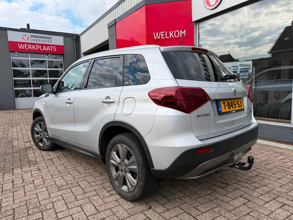 Suzuki Vitara 1.5 Hybrid Select uit 2022, foto 3