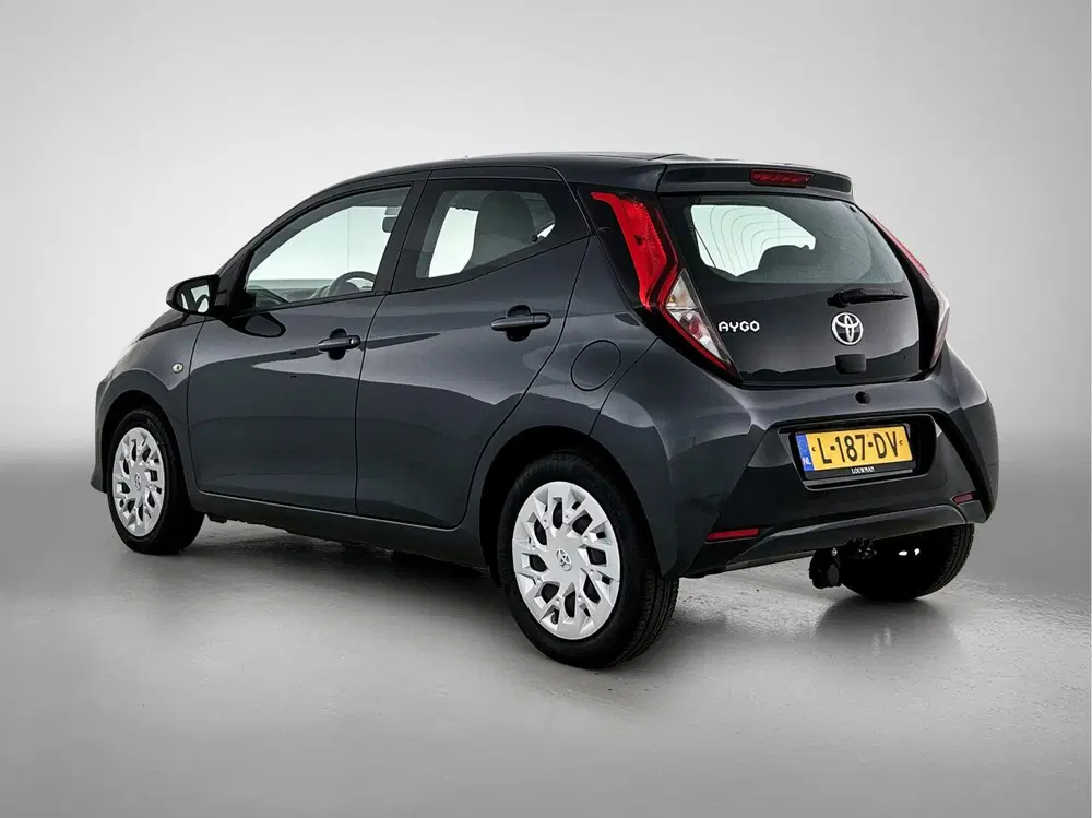 Toyota Aygo 1.0 VVT-i x-play uit 2021, foto 14