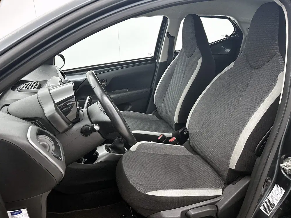 Toyota Aygo 1.0 VVT-i x-play uit 2021, foto 15