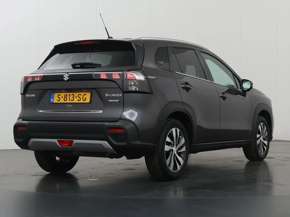 Suzuki S-Cross 1.4 Boosterjet Style Smart Hybrid uit 2023, foto 2