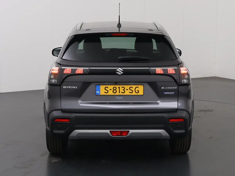 Suzuki S-Cross 1.4 Boosterjet Style Smart Hybrid uit 2023, foto 4