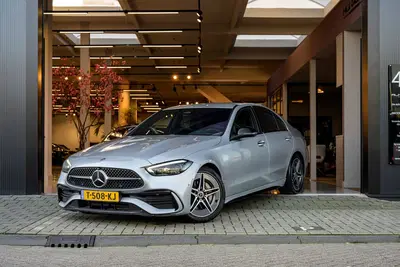 Mercedes-Benz C-Klasse 300 d AMG Line uit 2022