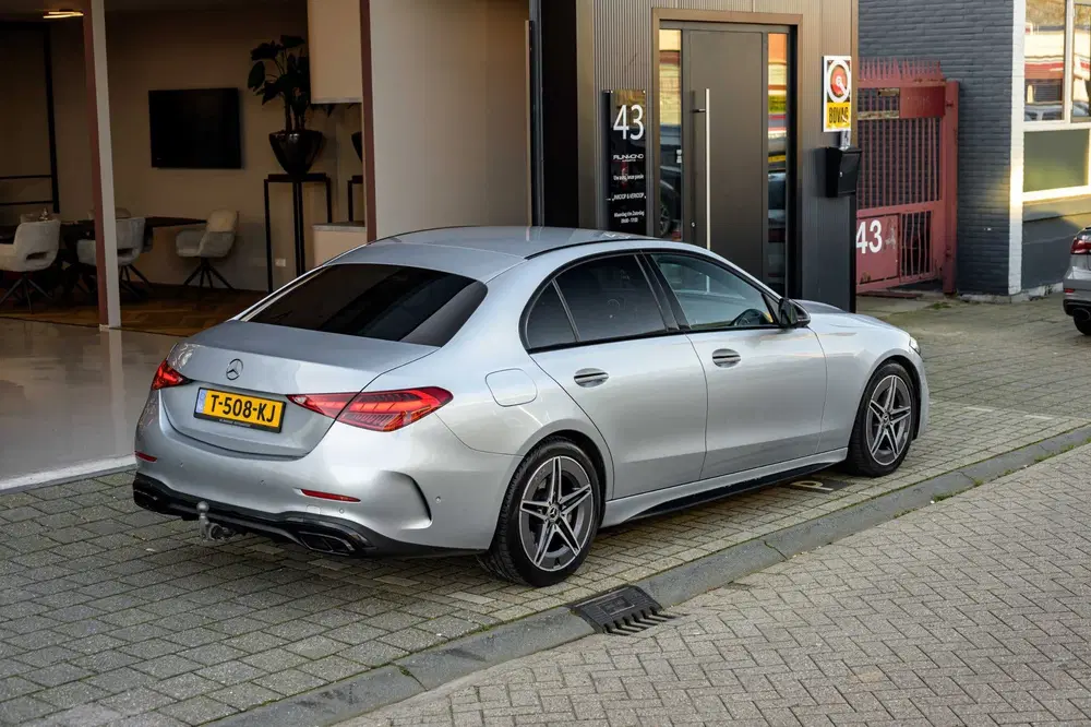 Mercedes-Benz C-Klasse 300 d AMG Line uit 2022, foto 14