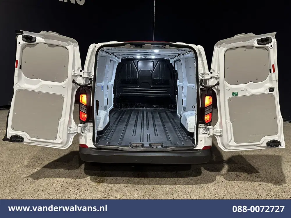 Ford Transit Custom 2.0 TDCI 136pk L2H1 Euro6 Airco uit 2024, foto 13