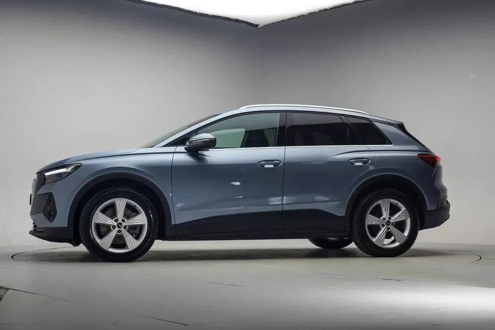 Audi Q4 e-tron 45 quattro 265pk Launch edition 77 kWh 3-f uit 2023, foto 2