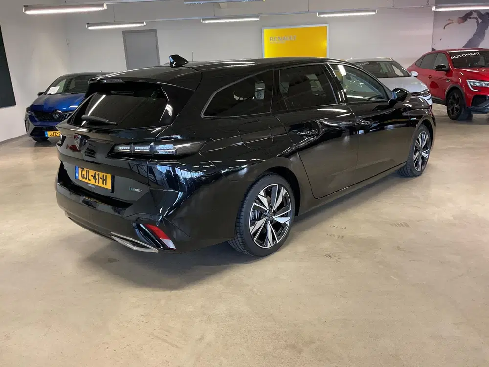 Peugeot 308 1.6 Plug-in Hybrid 180 Allure AUTOMAAT uit 2023, foto 8