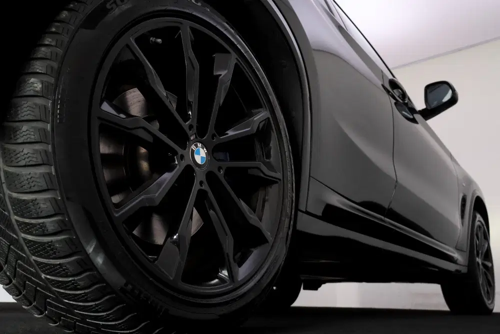 BMW X4 30iA Xdr High Executive PANO uit 2023, foto 14