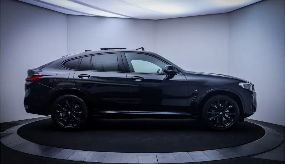 BMW X4 30iA Xdr High Executive PANO uit 2023, foto 4