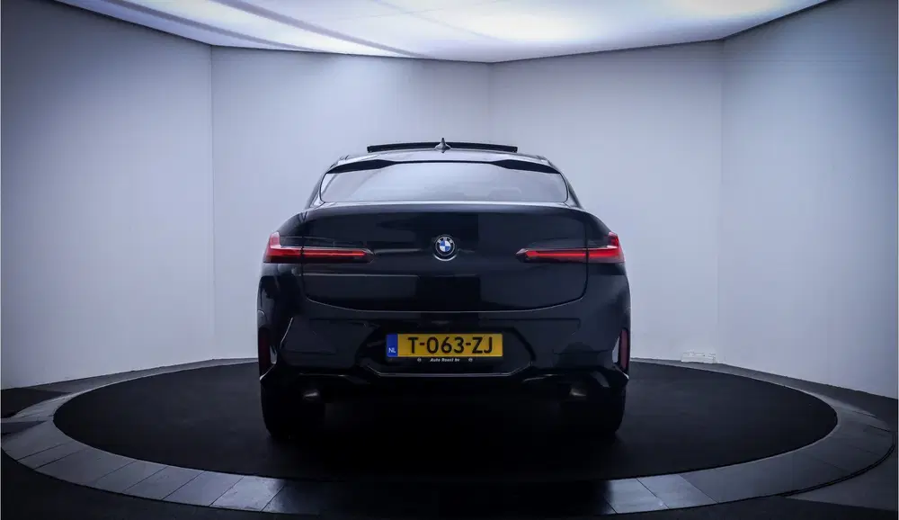 BMW X4 30iA Xdr High Executive PANO uit 2023, foto 6