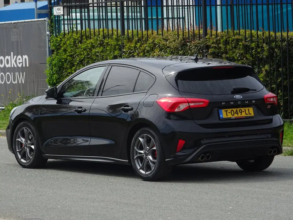 Ford Focus 1.5 EcoBoost ST Line AUTOMAAT NAVI uit 2021, foto 2