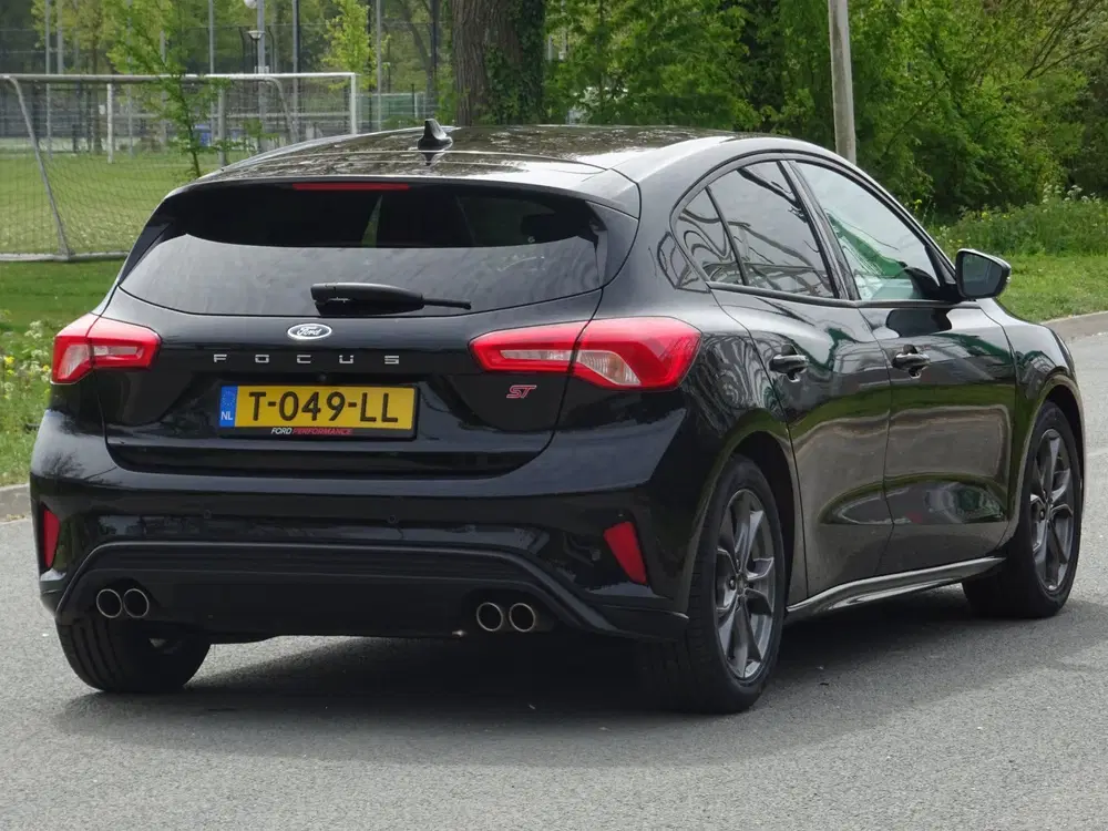 Ford Focus 1.5 EcoBoost ST Line AUTOMAAT NAVI uit 2021, foto 3