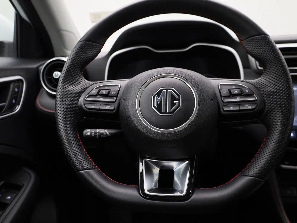 MG ZS Standard Range Luxury 50 kWh uit 2024, foto 7
