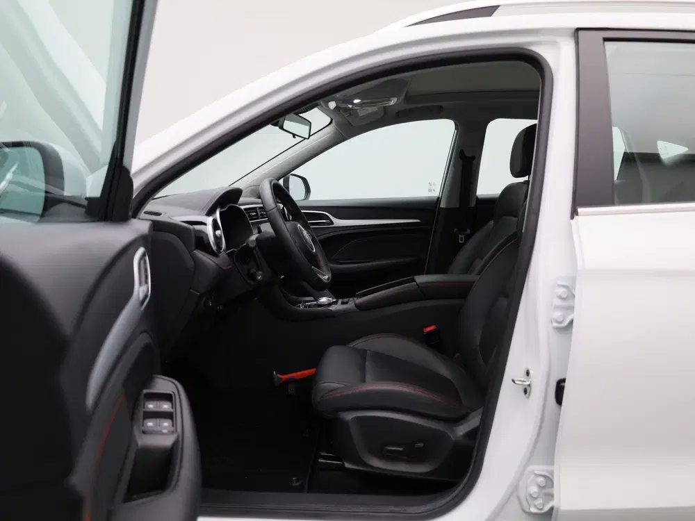 MG ZS Standard Range Luxury 50 kWh uit 2024, foto 9