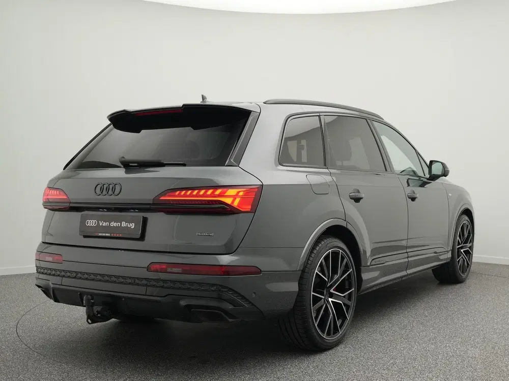 Audi Q7 55 TFSI e quattro S Edition uit 2025, foto 2