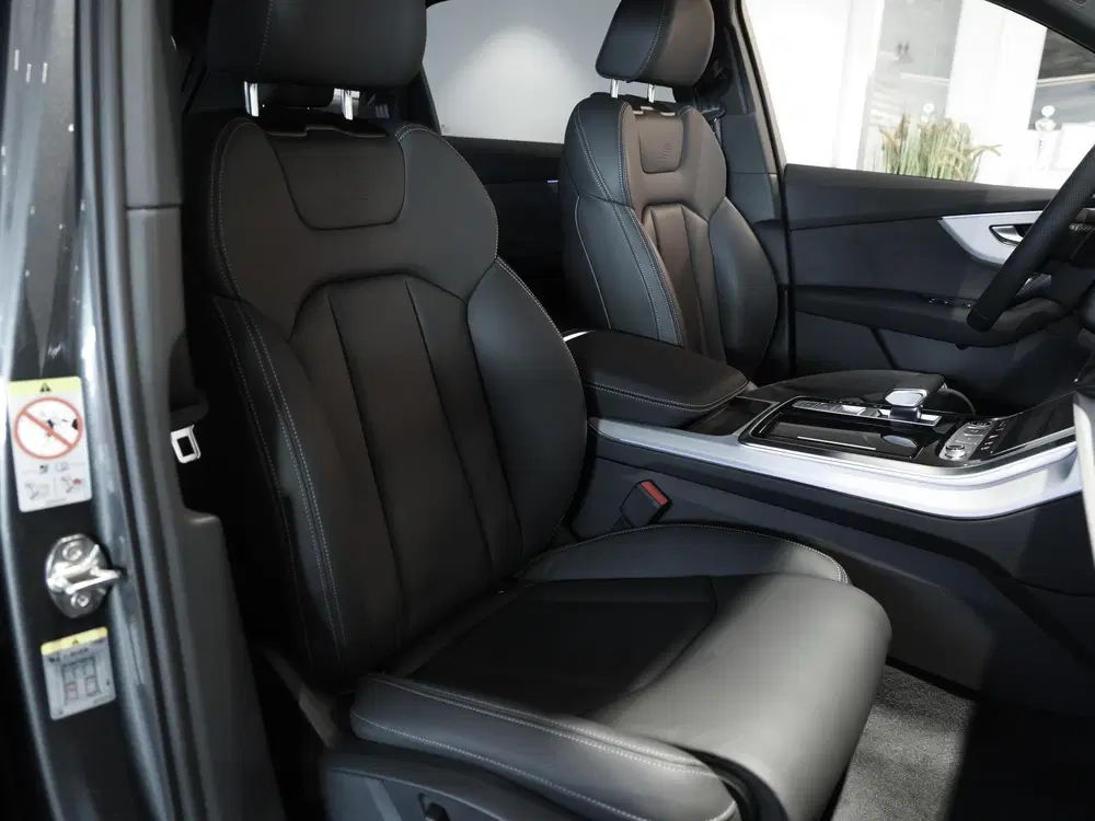 Audi Q7 55 TFSI e quattro S Edition uit 2025, foto 8