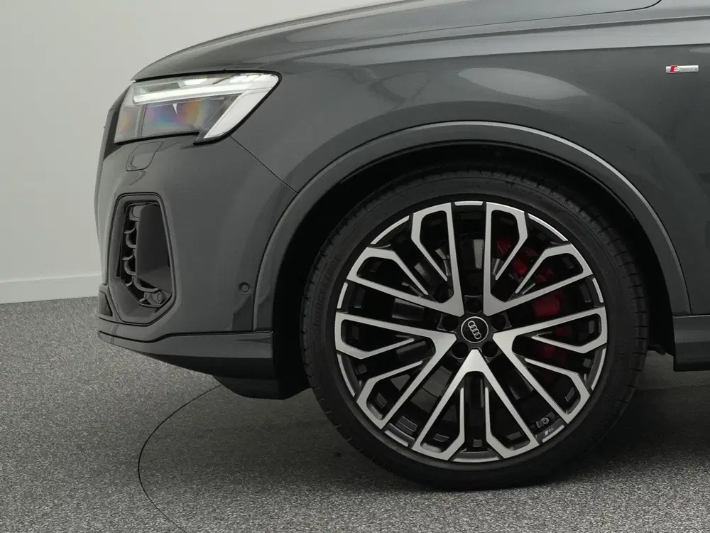 Audi Q7 S-line 55 TFSI e quattro 394PK uit 2025, foto 7