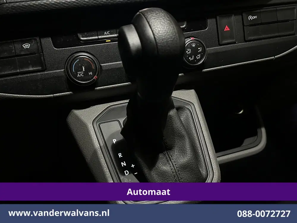 Volkswagen Transporter 2.0 TDI 150pk Automaat L1H1 Euro6 Air uit 2021, foto 2