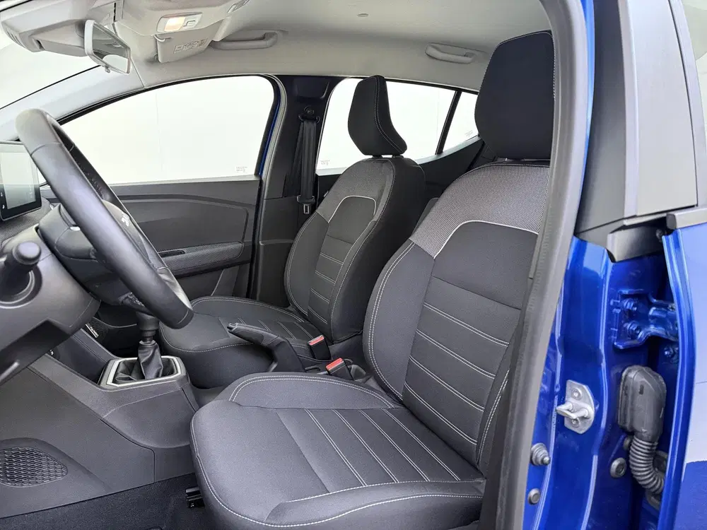 Dacia Sandero 1.0 TCe 90 PK Expression PDC Voor en Achte uit 2025, foto 15