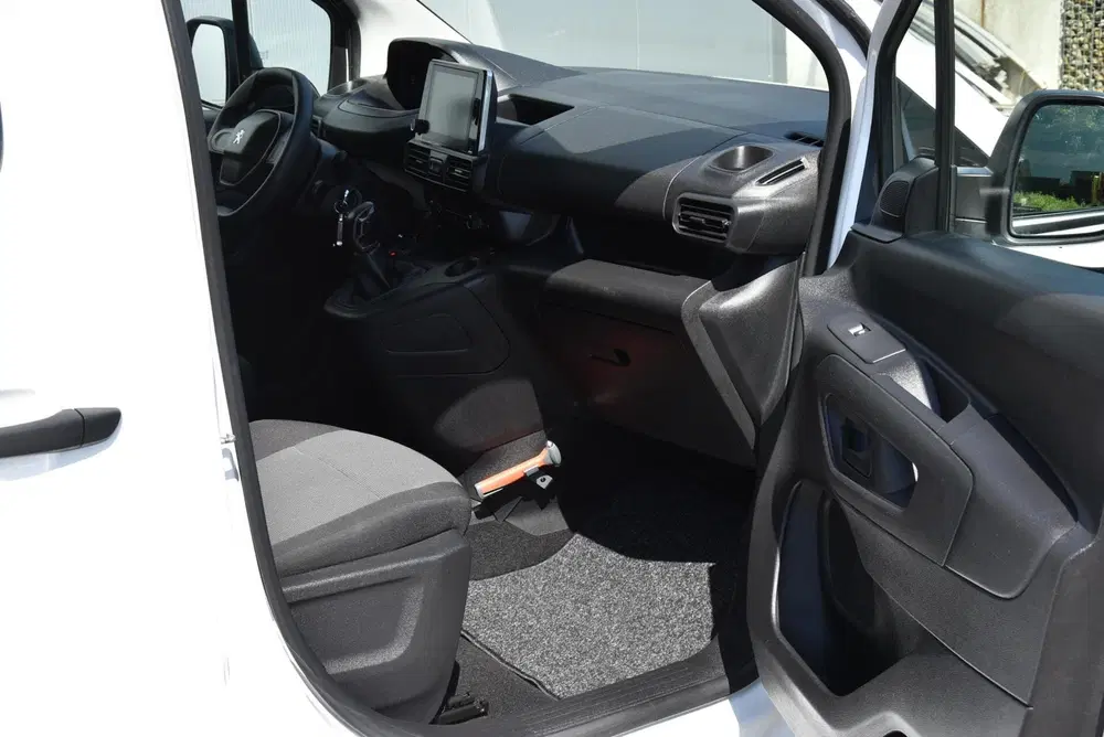 Peugeot Partner Partner 1.5 BlueHDI Airco Cruise Camera PD uit 2019, foto 11