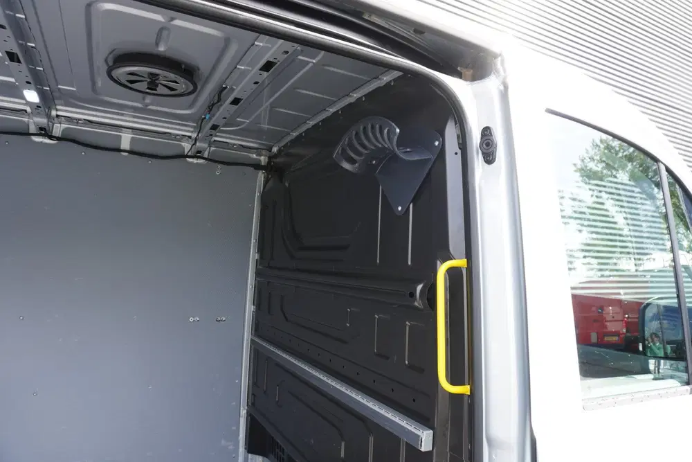 Volkswagen Crafter 140pk Automaat L3H2 uit 2024, foto 10