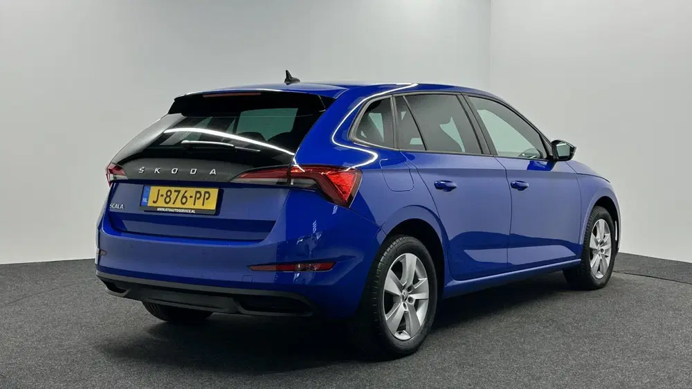 Skoda Scala 1.0 TSI Sport Business LM CRUISE CARPLAY E uit 2020, foto 2