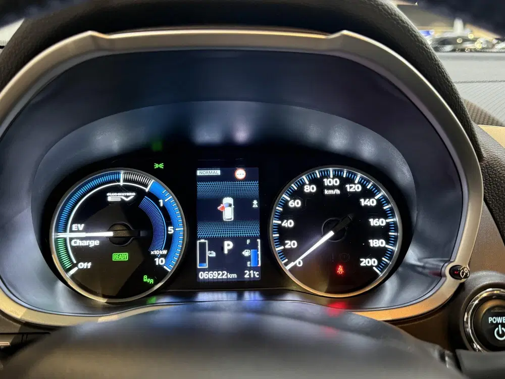 Mitsubishi Eclipse Cross 2.4 PHEV Instyle leder interieur uit 2023, foto 15