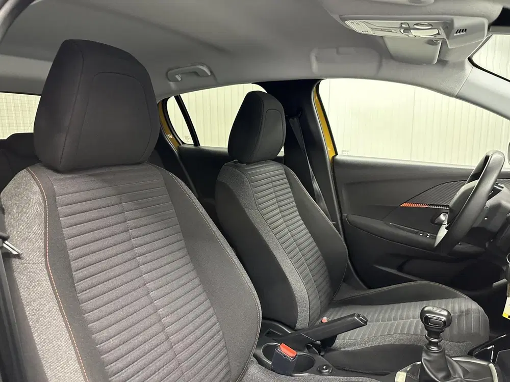 Peugeot 208 1.2 PureTech Active Pack CRUISE NAVIGATIE uit 2022, foto 12