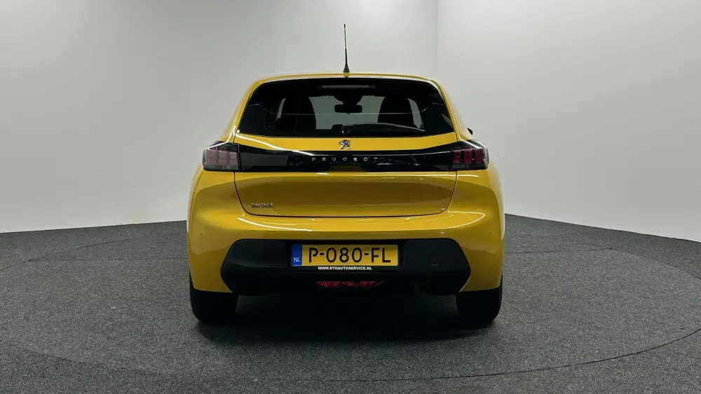 Peugeot 208 1.2 PureTech Active Pack CRUISE NAVIGATIE uit 2022, foto 7