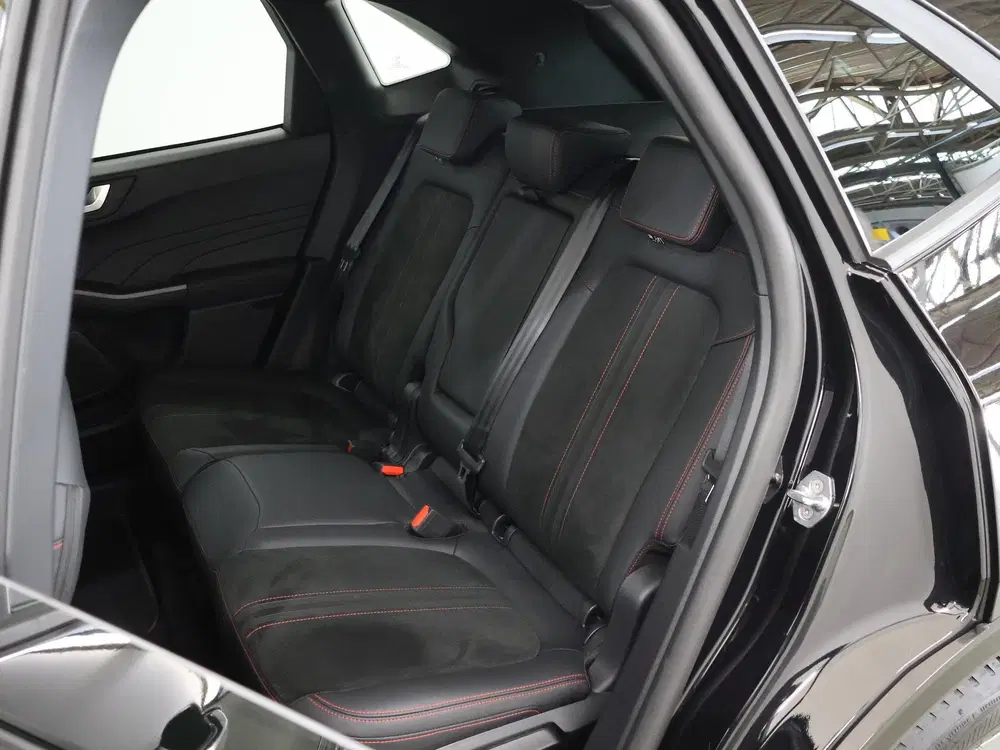 Ford Kuga 2.5 PHEV ST-Line X uit 2026, foto 11