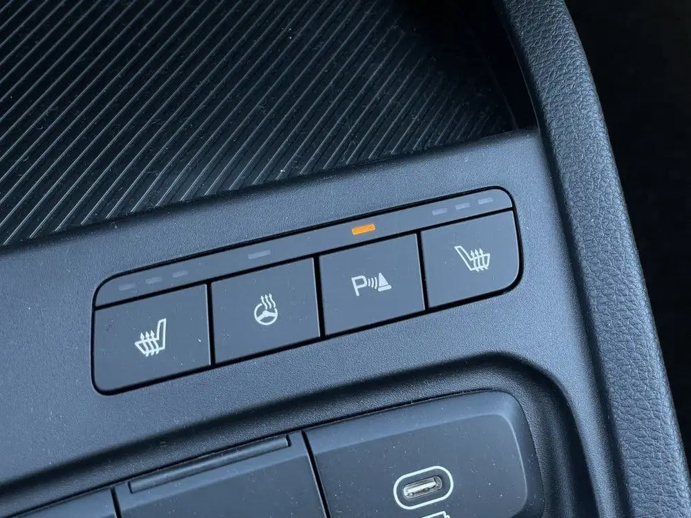 Kia Stonic 1.0 T-GDi DynamicPlusLine Navi + Camera uit 2026, foto 12