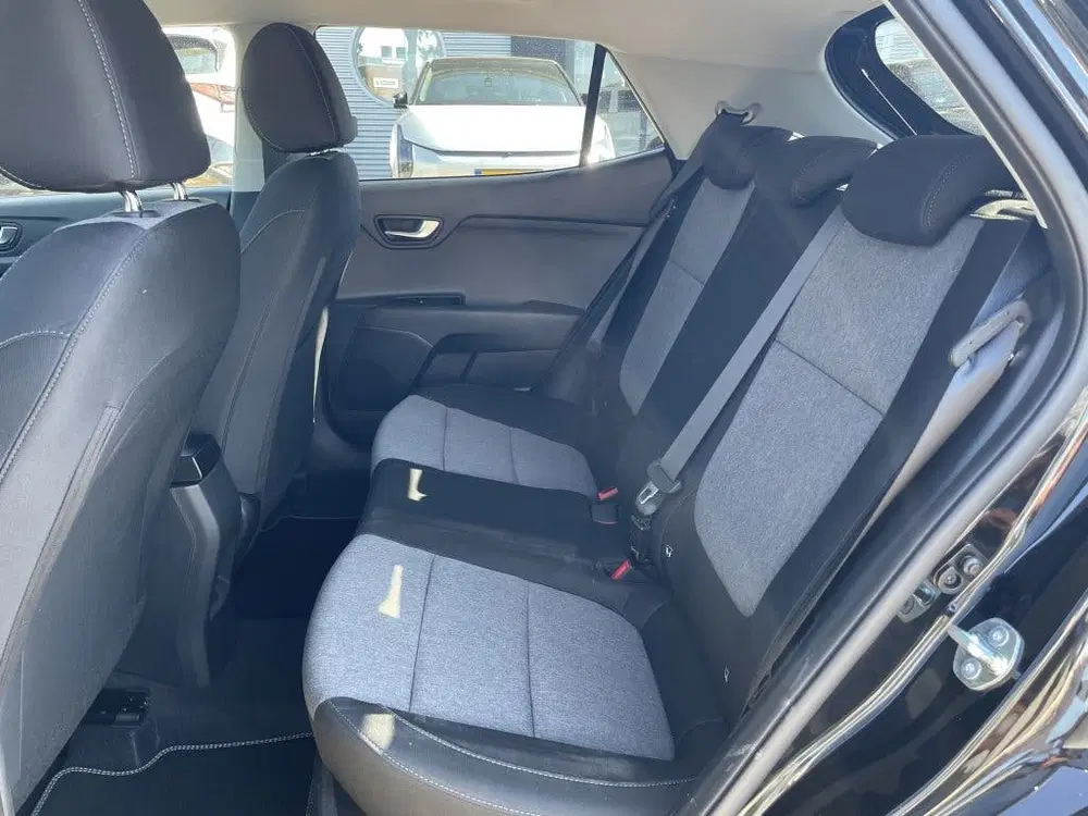 Kia Stonic 1.0 T-GDi DynamicPlusLine Navi + Camera uit 2026, foto 7
