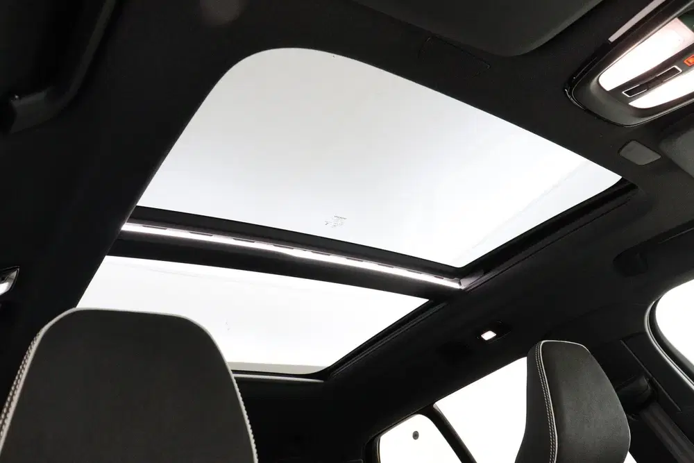 Volvo EX40 SINGLE MOTOR EXTENDED RANGE ULTRA BLACK ED uit 2026, foto 12