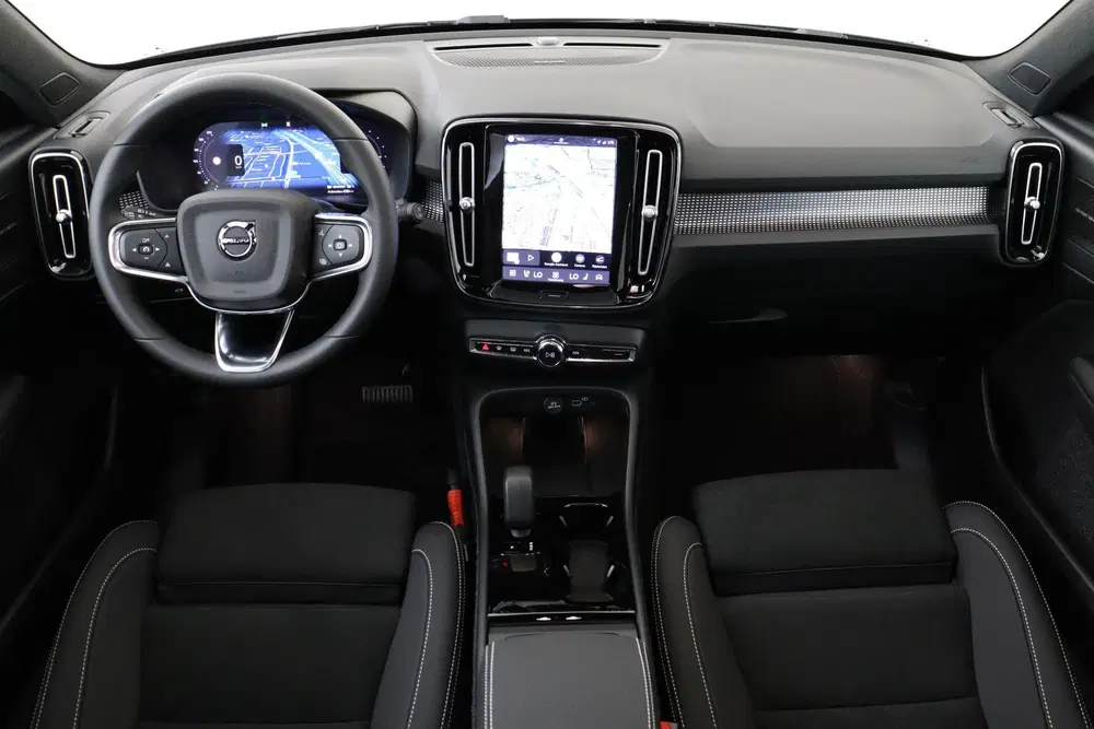 Volvo EX40 SINGLE MOTOR EXTENDED RANGE ULTRA BLACK ED uit 2026, foto 4