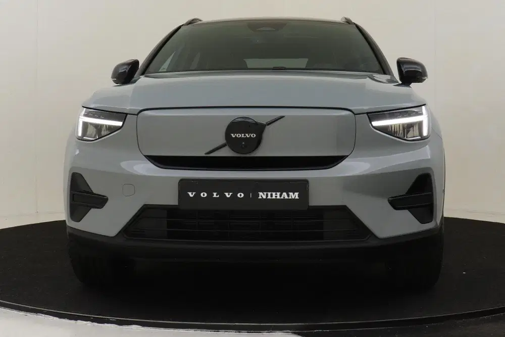 Volvo EX40 SINGLE MOTOR EXTENDED RANGE ULTRA BLACK ED uit 2026, foto 9