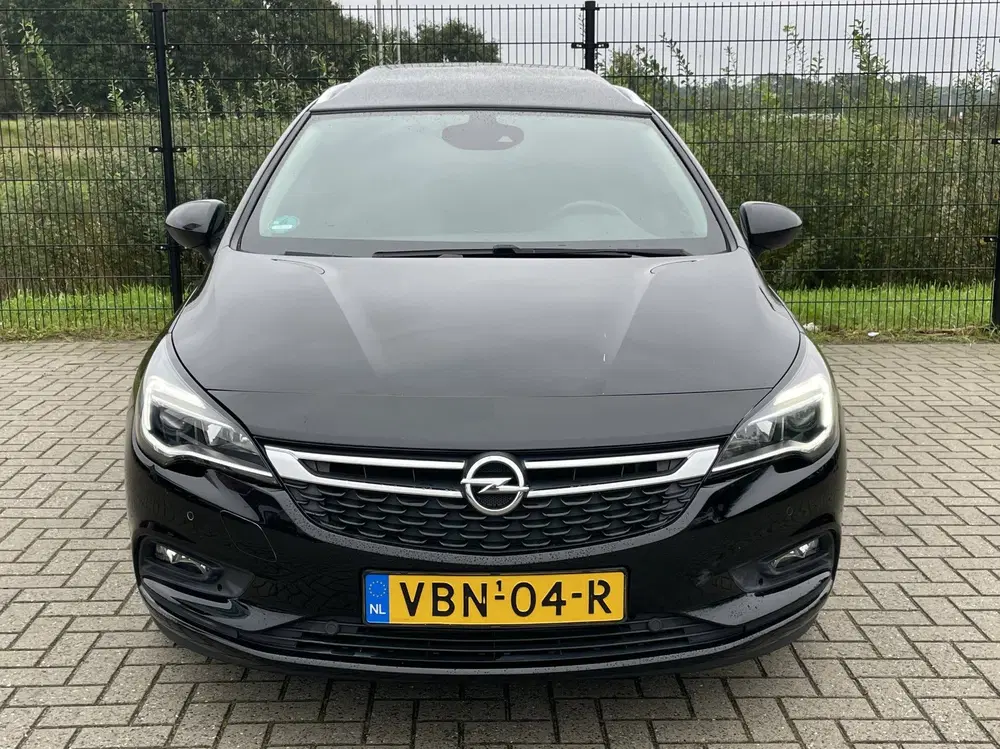 Opel Astra uit 2019, foto 8