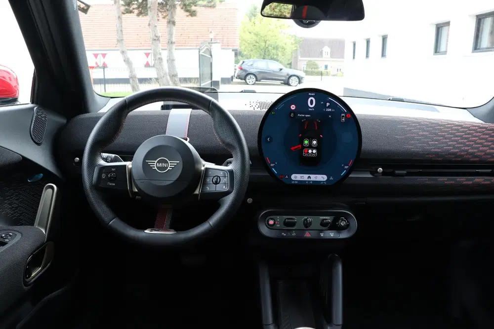 Mini Aceman E John Cooper Works M 42.5 kWh uit 2025, foto 12