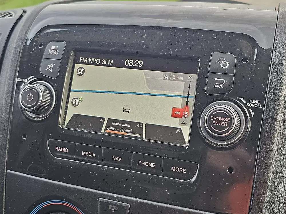 Citroën Jumper 2.2 BlueHDi 120 L2H2 3.3t Cruise control uit 2022, foto 12
