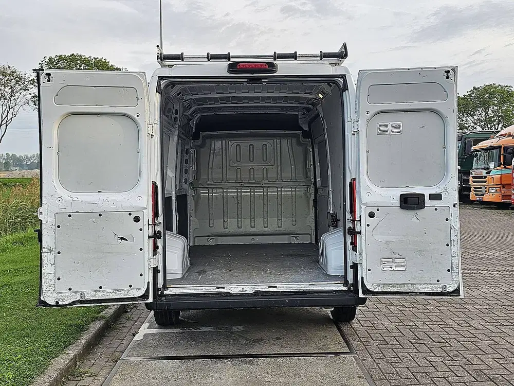 Citroën Jumper 2.2 BlueHDi 120 L2H2 3.3t Cruise control uit 2022, foto 7