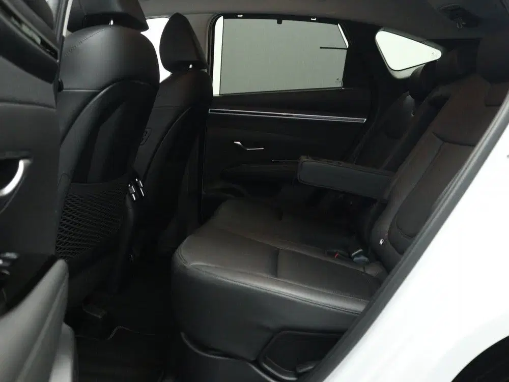 Hyundai TUCSON 1.6 T-GDI HEV Premium uit 2022, foto 15