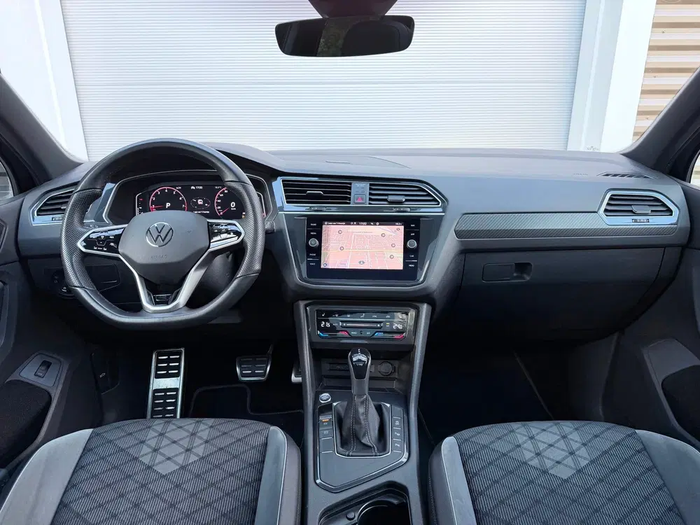 Volkswagen Tiguan 1.5 TSI R-Line Pano uit 2021, foto 9