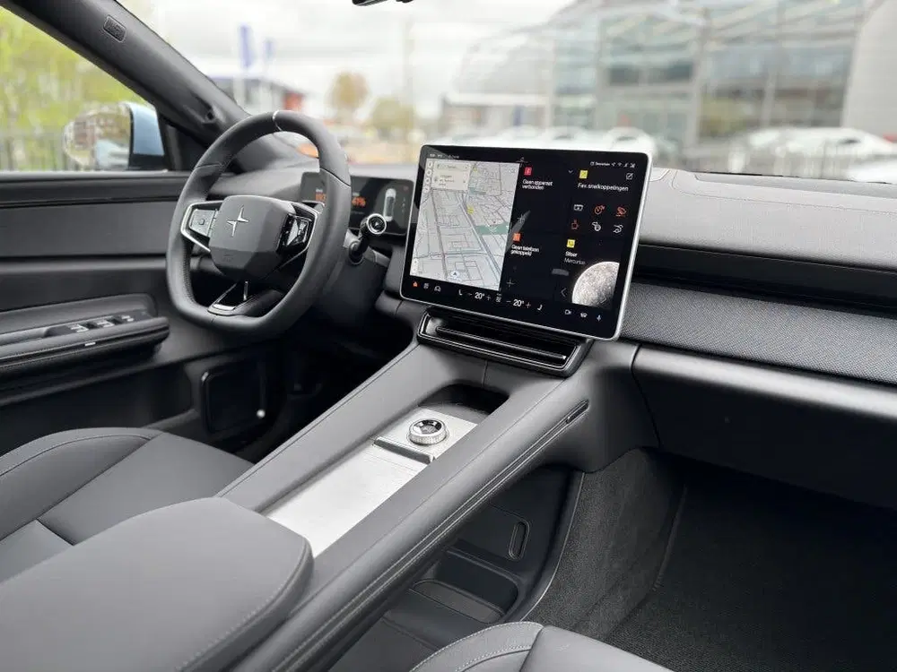 Polestar 4 Long range Single motor 100 kWh uit 2025, foto 9