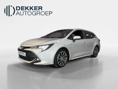 Toyota Corolla 1.8 Hybrid First Edition Trekh uit 2019