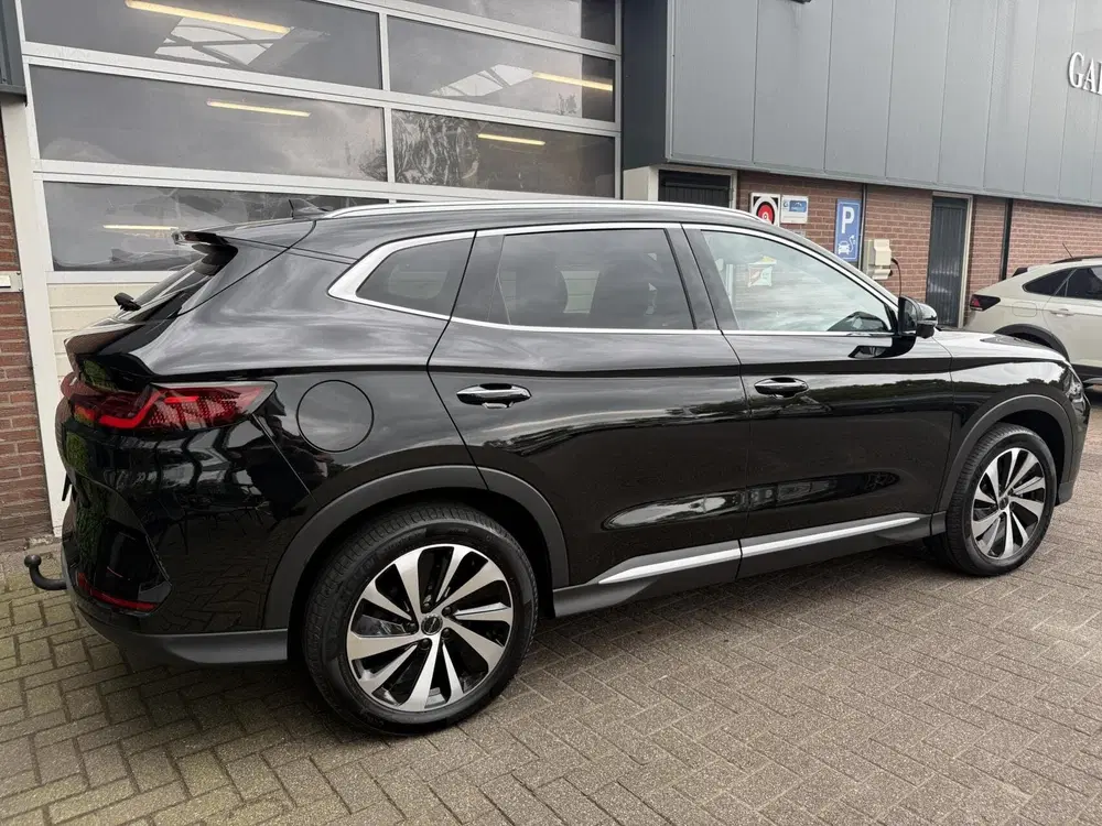 BYD Seal U Design 87 kWh SOH 95% PANO uit 2024, foto 2