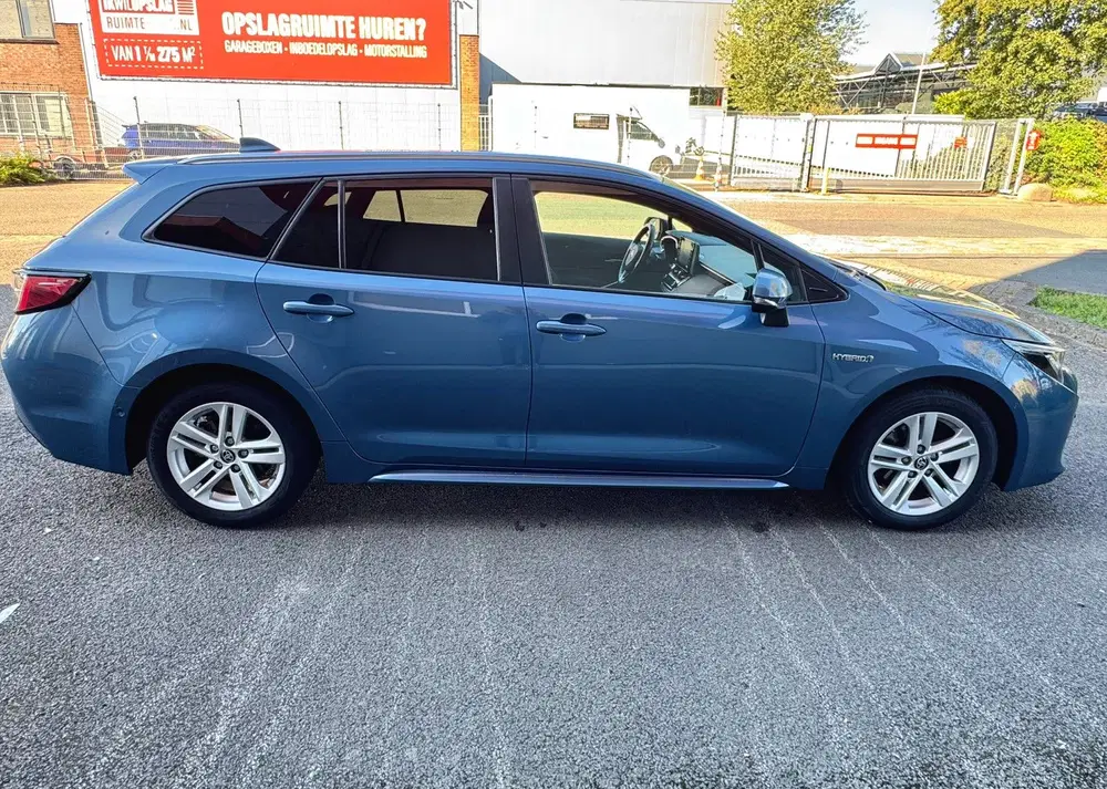 Toyota Corolla ⁠Corolla TS 1.8 Hybrid DynamicPlus uit 2020, foto 4