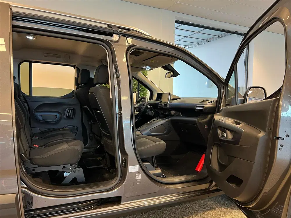 Peugeot Rifter L2 Rolstoelauto Automaat 5+1 uit 2021, foto 4