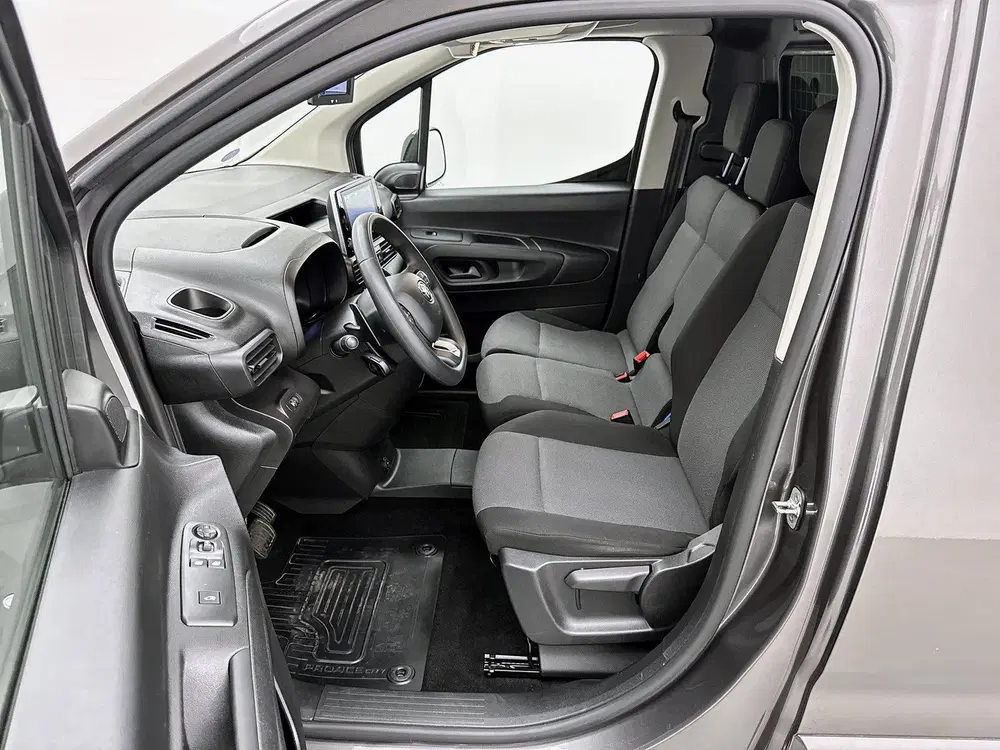 Toyota Proace City 1.2 Turbo Innovator Benzine Automaat Navi uit 2022, foto 9