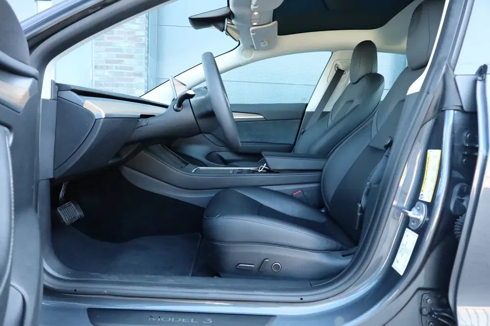 Tesla Model 3 Standard RWD Plus 60 kWh Elektr. achterkle uit 2023, foto 14